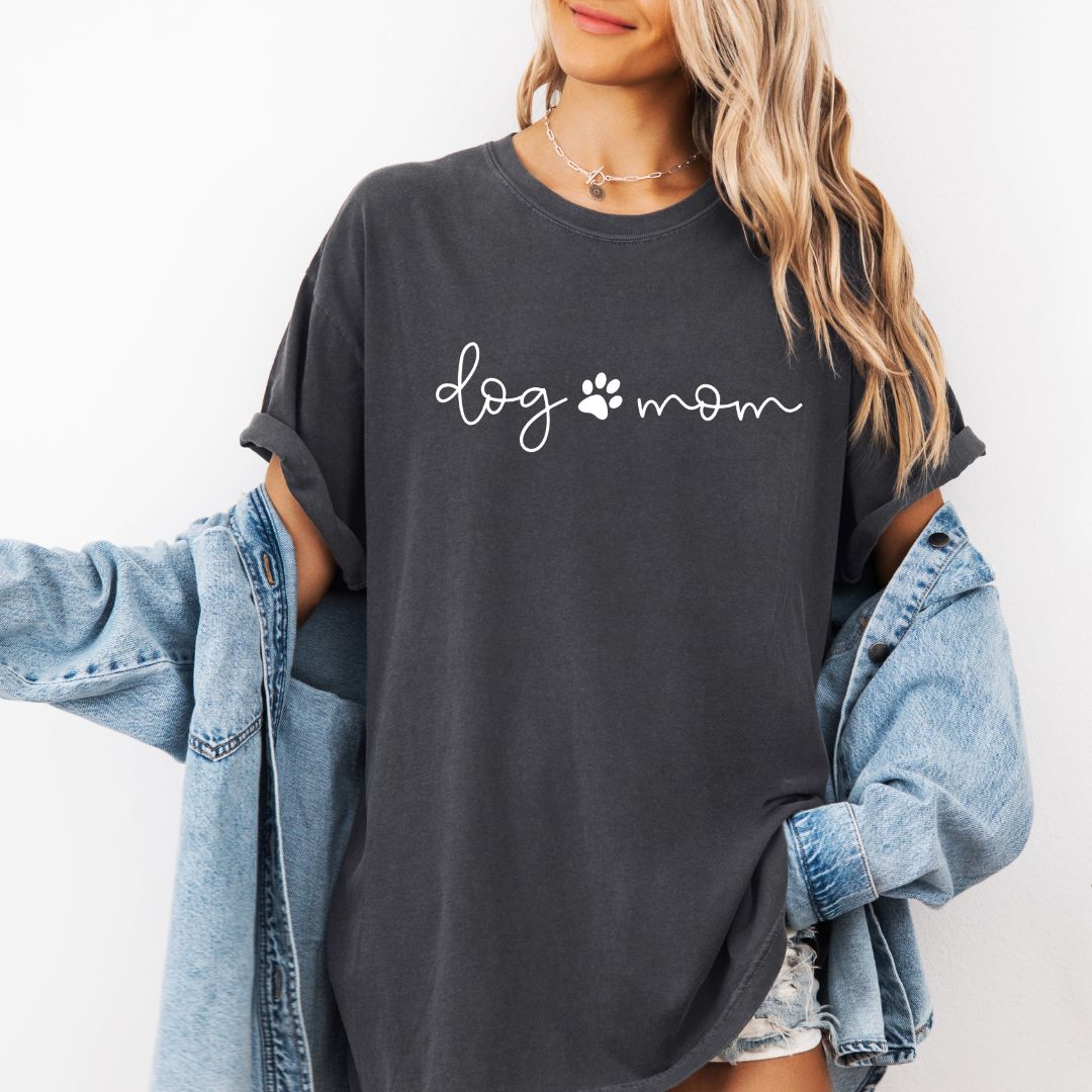 Dog Mom T-shirt